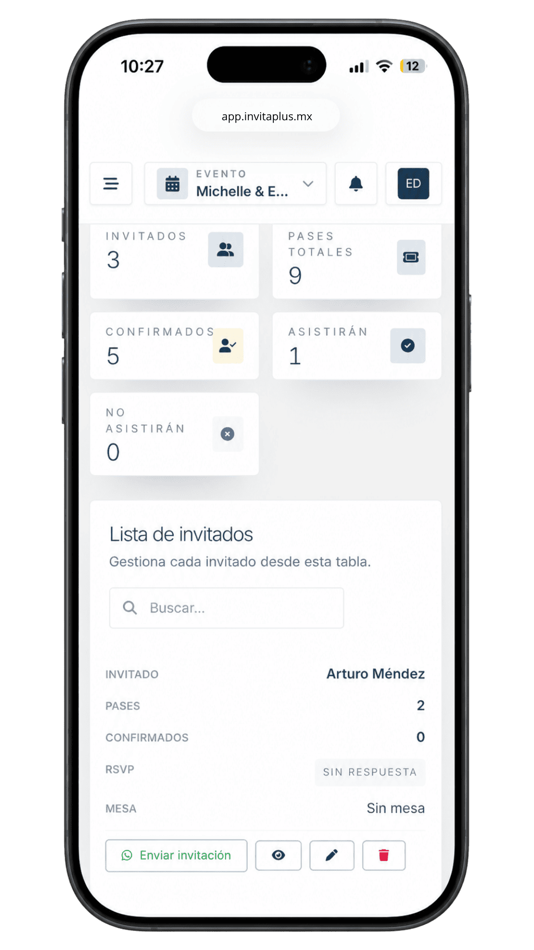 Panel de RSVP con confirmaciones en tiempo real